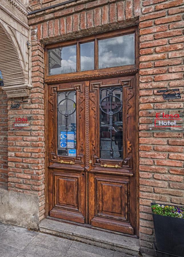 Hotel Elesa Tbilissi Extérieur photo