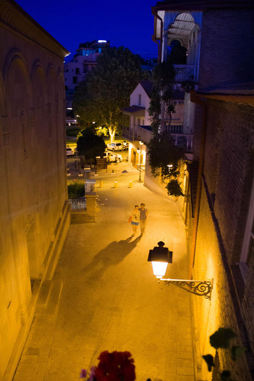 Hotel Elesa Tbilissi Extérieur photo